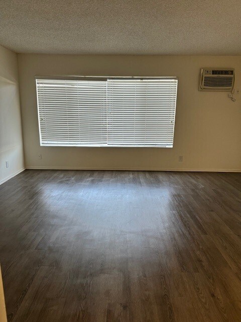 Photo - Balboa Grande Apartments