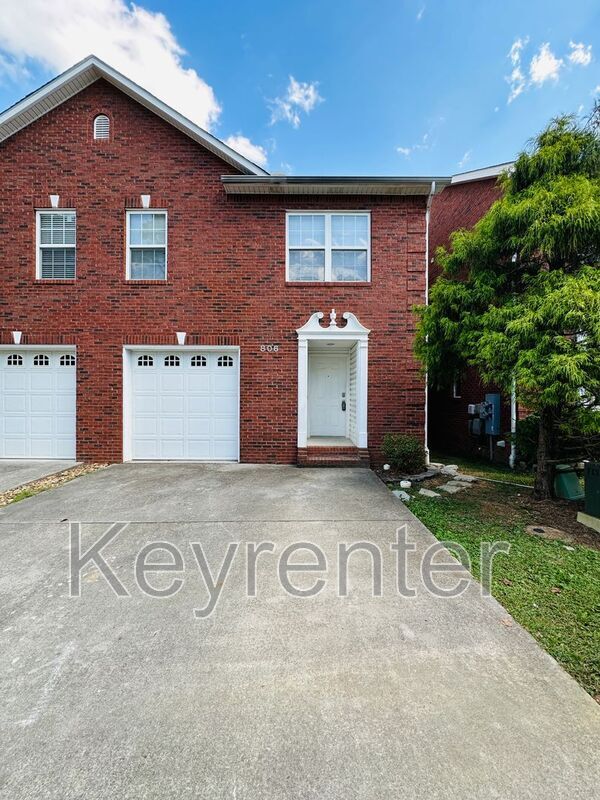 Building Photo - 806 Blue Spruce Way Rental
