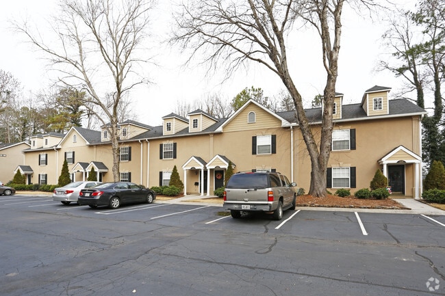 Photo - Elizabeth Heights