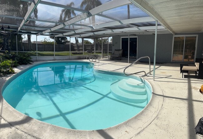 3336 Elkridge Dr