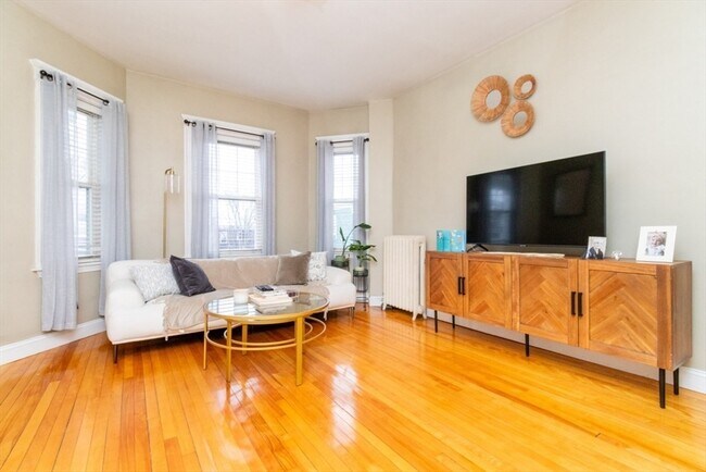 Photo - 12 Thelma Rd Unit 2