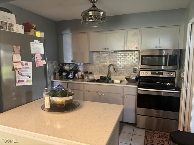 Photo - 1 Aztec Lily Ln