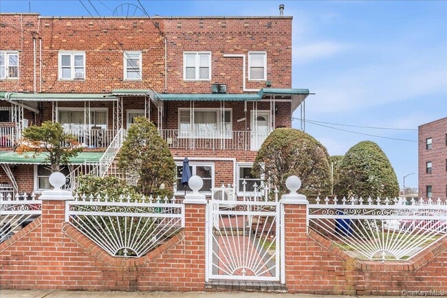 Building Photo - 8904 Avenue J Unit Lower