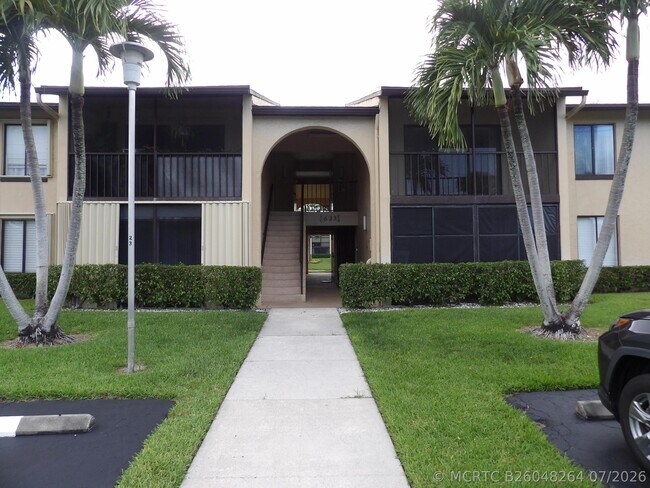 Photo - 623 Sea Pine Way Unit D2