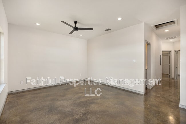 Photo - 10407 County Rd 2180