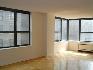 Building Photo - 247 W 87th St Unit 12K Rental