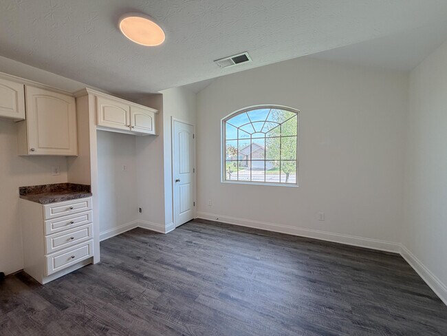 Photo - 1240 Orchard Dr