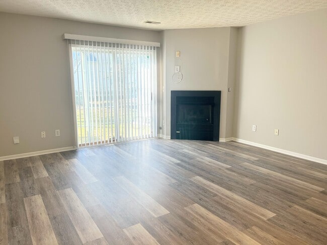 Photo - 6820 Axtel Dr Unit 22D