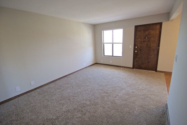 Photo - 4920 Capitol Ave