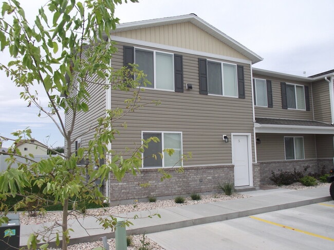 Building Photo - Tremonton Pines