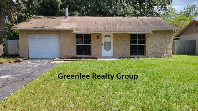 Building Photo - Adorable 2 Bed/1 Bath Updated Home in Seve...