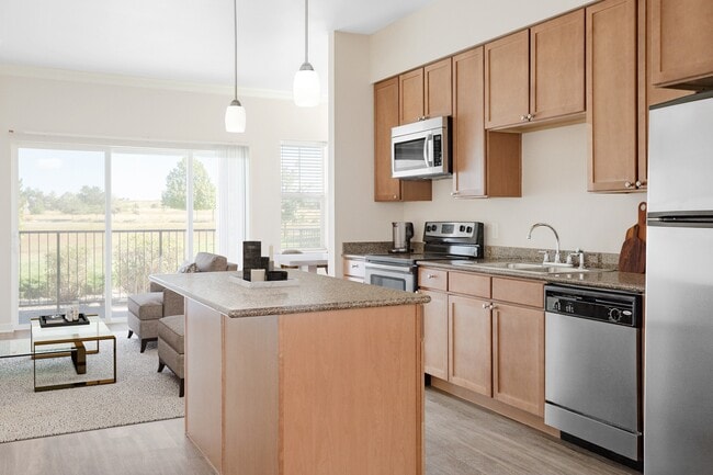 Lake Vista Apartments