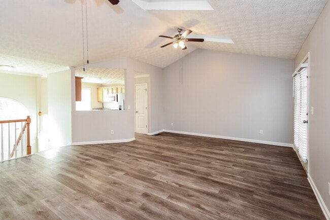 Photo - 2682 Owens Dr