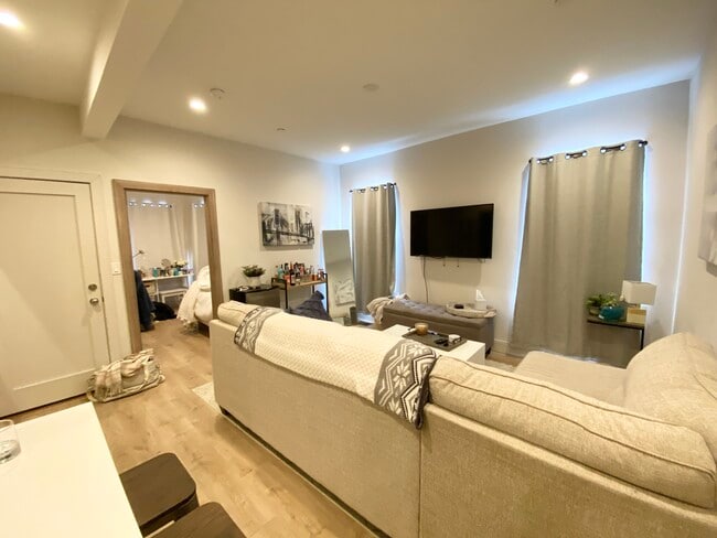 Photo - 118 Buttonwood St Unit 1