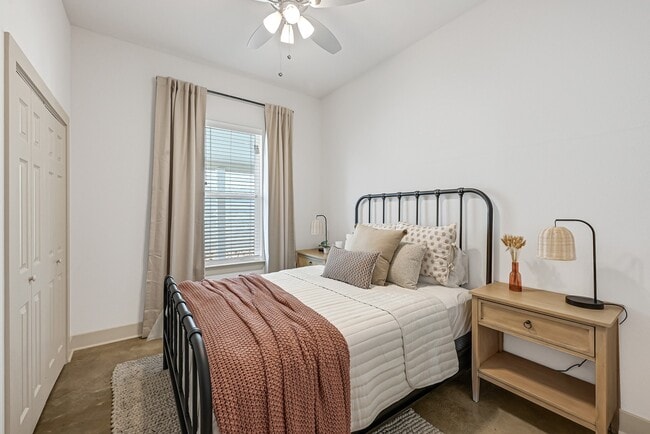 Photo - 33455 Buckshot Ln