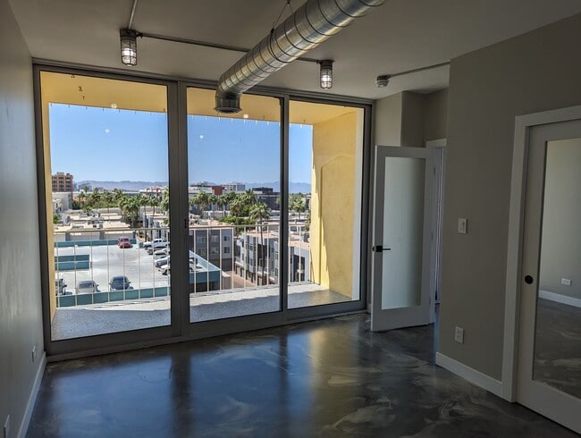 Photo - Executive Towers Condo Available for Rent!