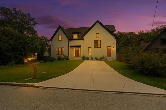 Photo - 2071 Fairhaven Cir NE