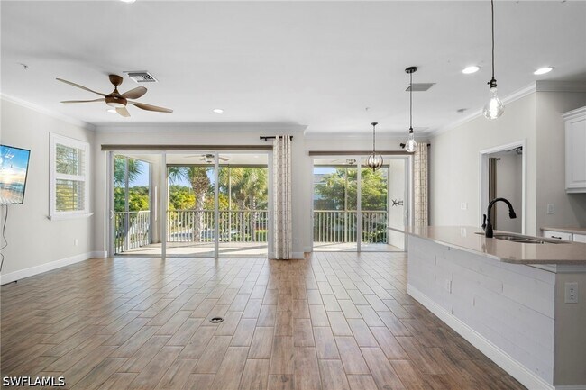 Photo - 6934 Avalon Cir Unit 405