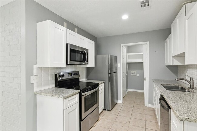 Photo - 8540 Glen Meadow Ln