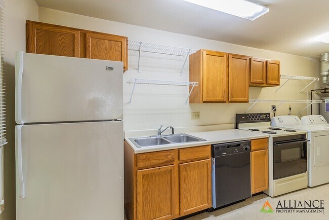 Photo - 809 Vattier Street Unit B (Back)