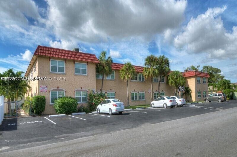 Photo - 221 SE 9th St Unit 112