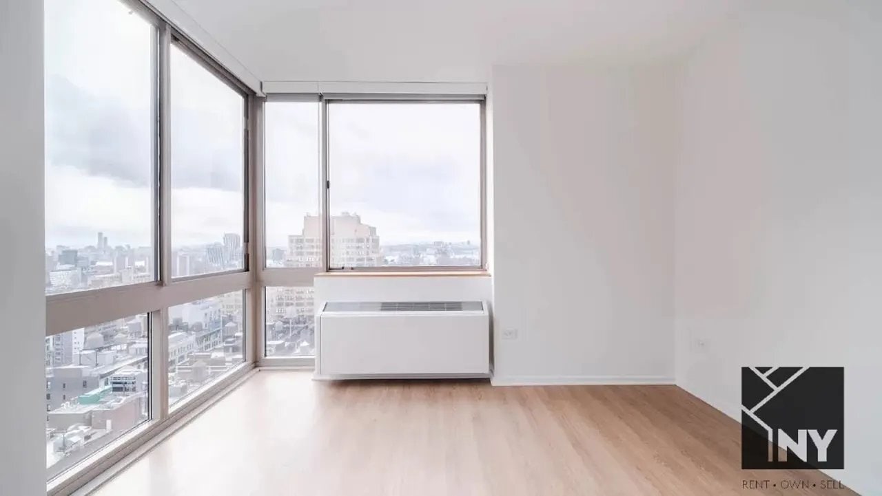 Photo - 102 W 27th St Unit 18E