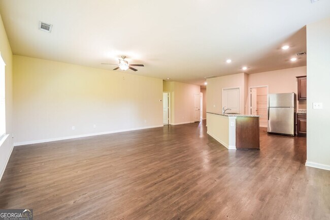 Photo - 133 Innis Brk Cir