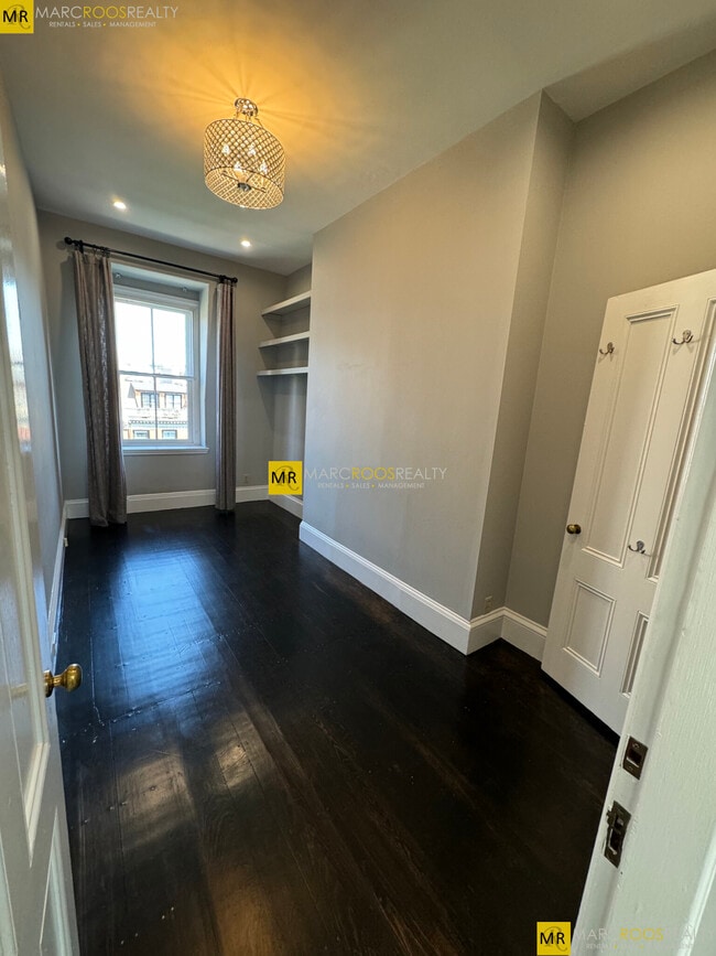Photo - 265 Beacon St Unidad 5 Rental