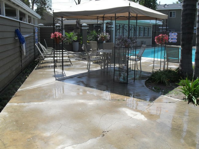 Riverglen Apartments