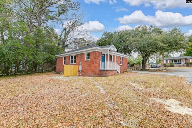 Photo - 3001 Truman St