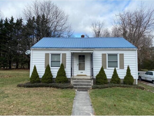 Building Photo - 104 Broce Dr