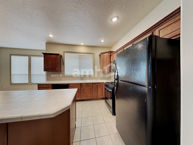 Photo - 55 S Selwood Ln