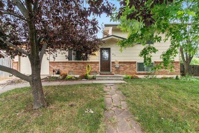 Photo - Charming 3 Bedroom, 2 Bathroom Home in Windsor!