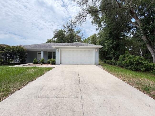 Photo - Beautiful 3 Bedroom, 2 Bathroom Home in Summerfield!