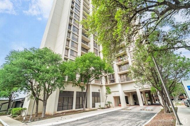 Building Photo - 7701 Wurzbach Rd Rental