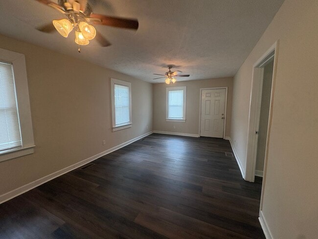 Photo - 1307 Magnolia St
