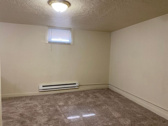 Photo - 709 Evans Ave Unit Apt 2 - "Down"