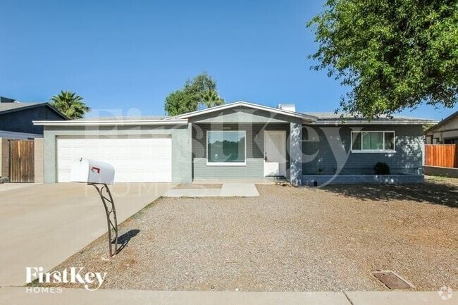 Building Photo - 11438 N 44th Ave Rental