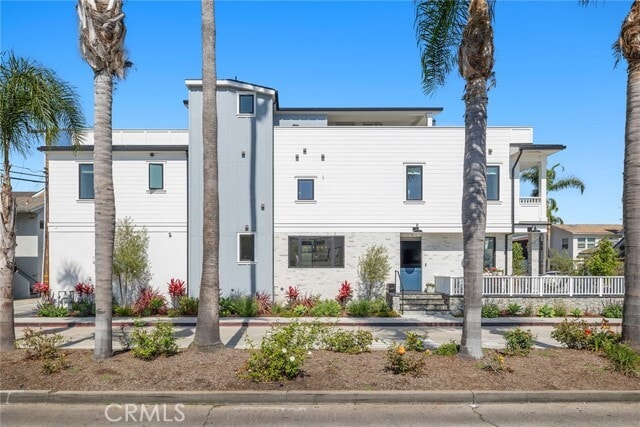 201 Opal Ave