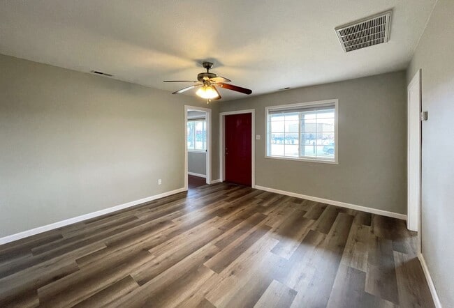 Photo - Updated 3-Bed 1-Bath Home
