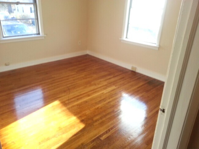 Photo - 2412 Bransford Dr