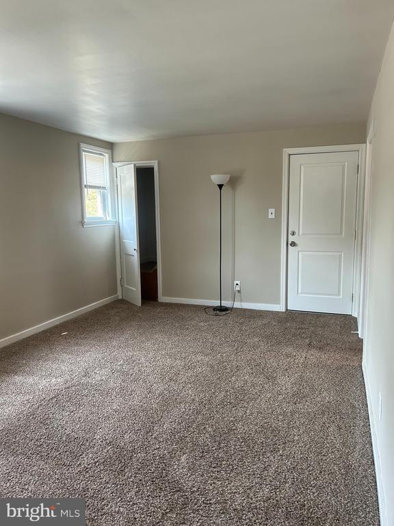 Building Photo - 613 Broadway Rental