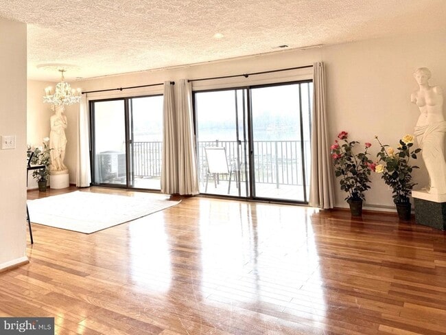 Photo - 532 Riviera Dr Unit 532-B