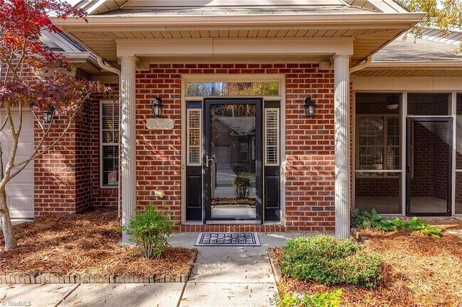 Photo - 3002 Renaissance Pkwy