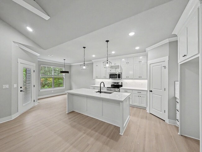 Photo - Beautiful New Construction Home in Bella Vista
