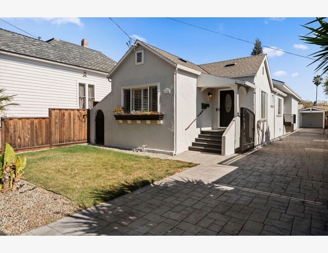 Building Photo - 674 E Julian St Unit 674 E Julian St #A