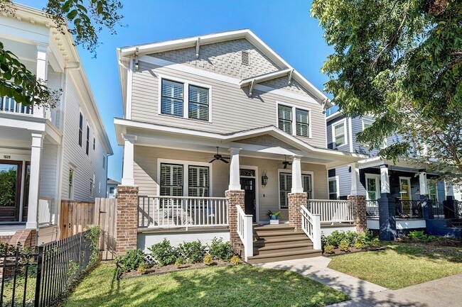 Building Photo - 1525 Oxford St