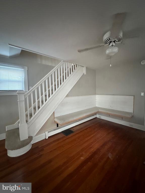 Photo - 328 Savannah Rd