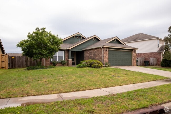 Building Photo - 3 Bed / 2 Bath in Owasso! Rental