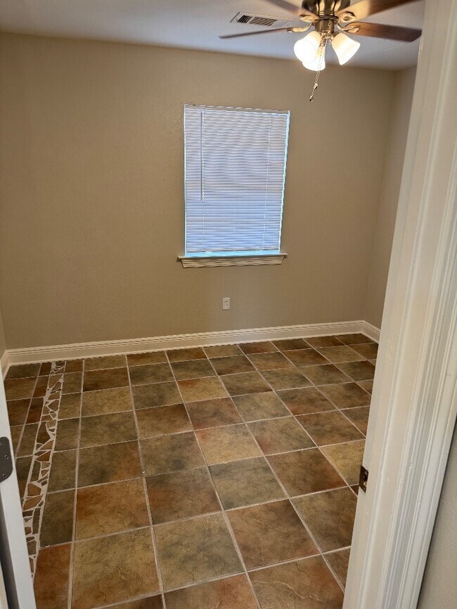 Photo - 6655 Hwy 11 N